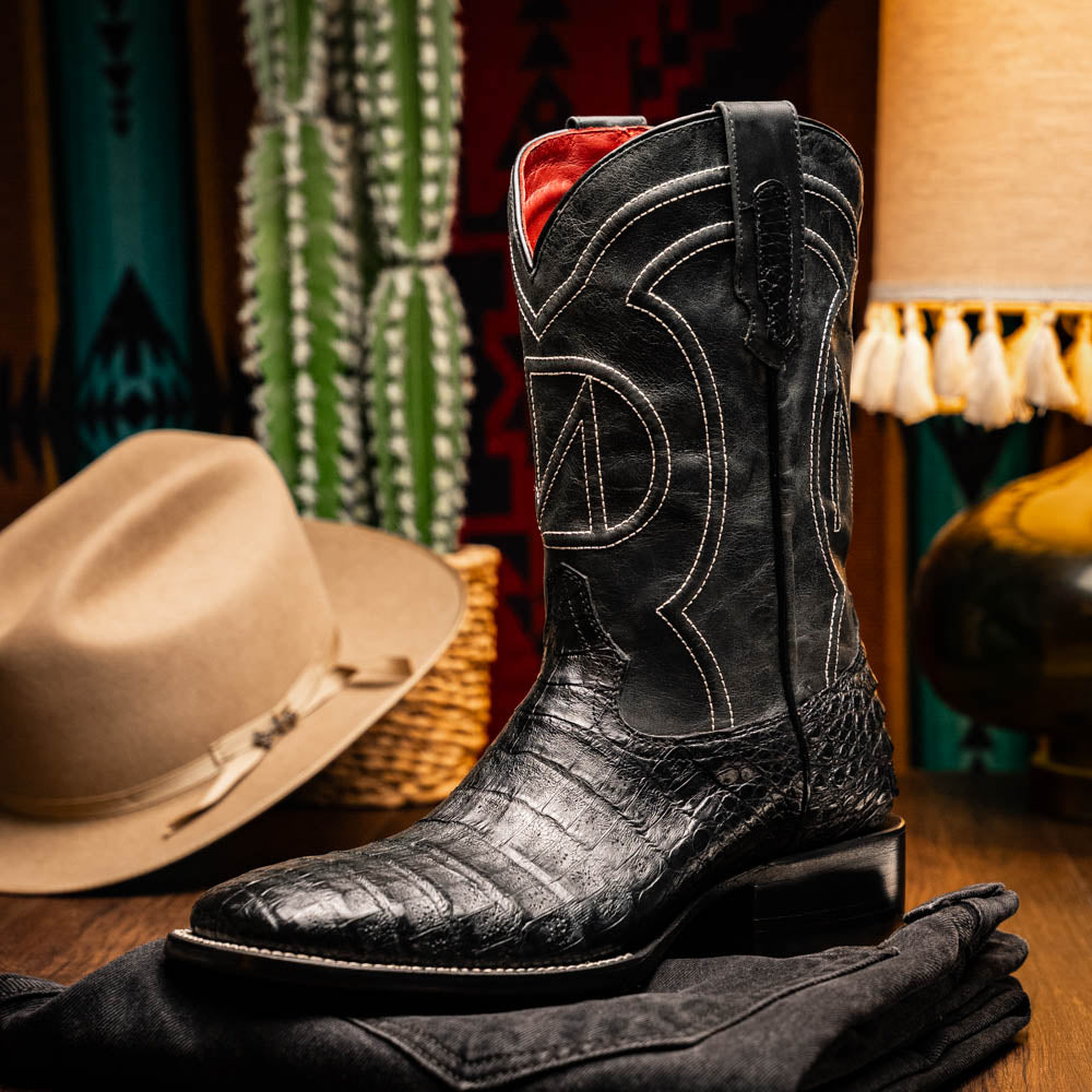Tucson Black Boots