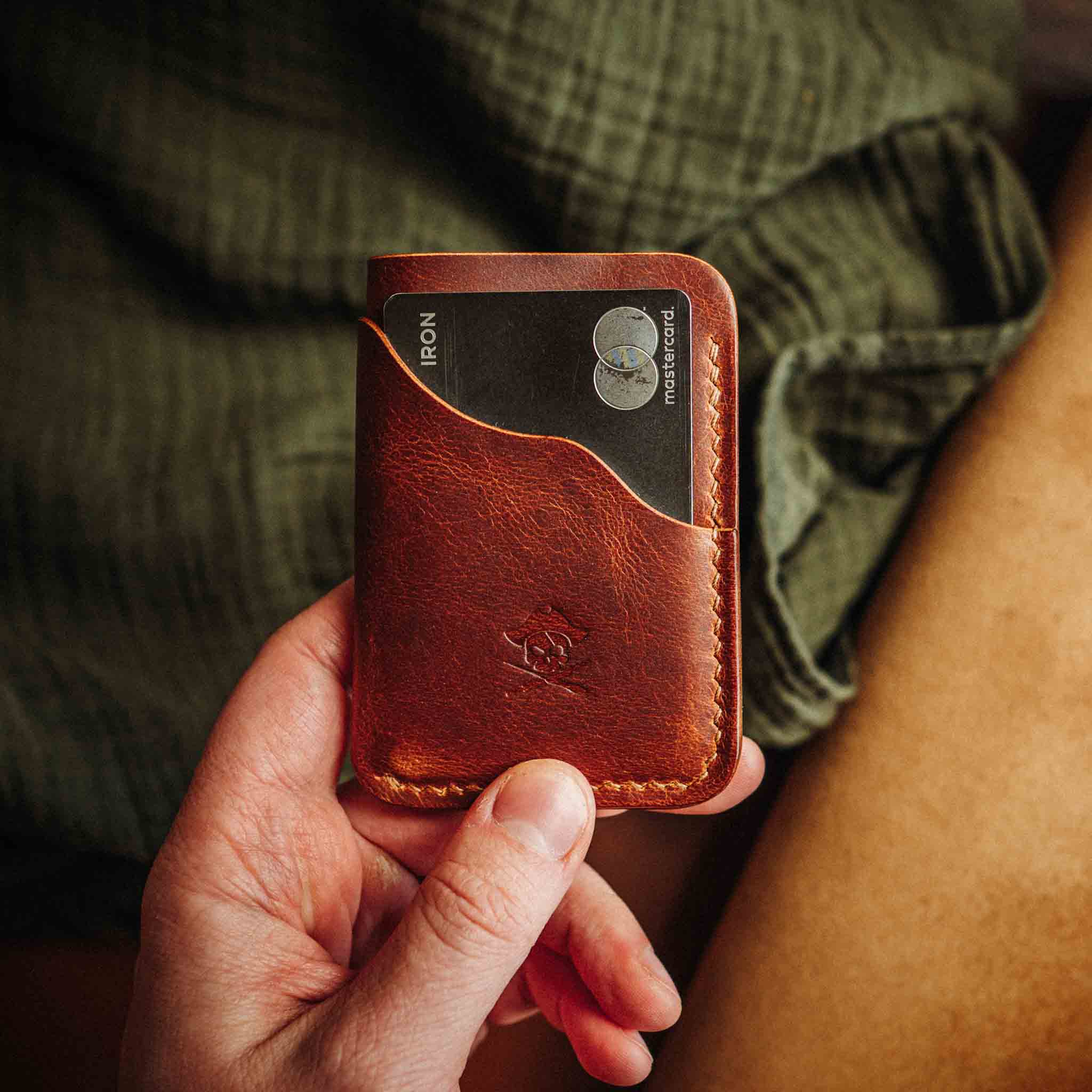 Venturer v2 – Minimalist Leather Wallet - Overture Gifts